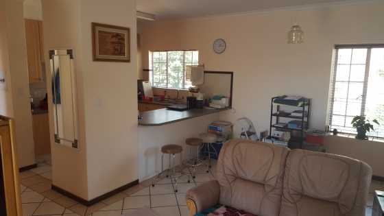 Centurion - Flat to rent, 2 bedroom, 2 bathrooms amp double garage