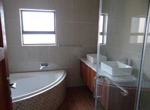 Centurion Townhouse rental R7500