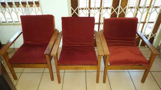 Chairs - Material and wood