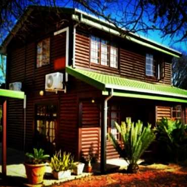 Charming 3 Bedroom House in Rietfontein