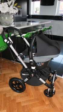 Chassis - adjustable handle height, safety strap Off White Bugaboo Cameleon 3