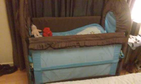 Chelino cot for sale.