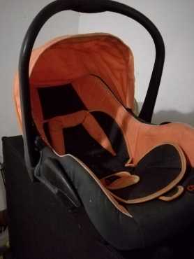 Chelino Stroller and Car seat for sale