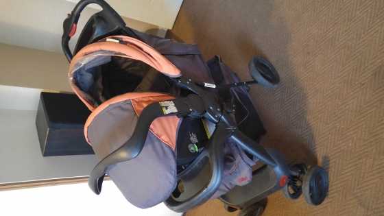 chelino travel system