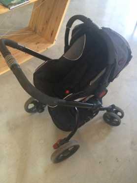 Chelino Twister Travel System for sale.