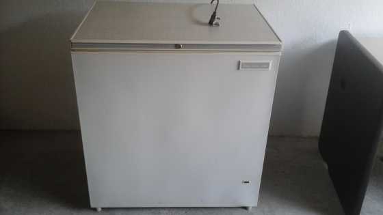 chest Freezer For Sale 215LT