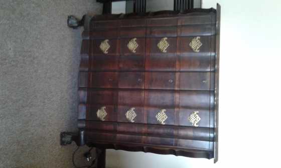 Chest  of drawers.