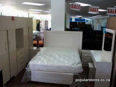 Chest of drawers, Beds, Couches, Wardrobes, Lounge