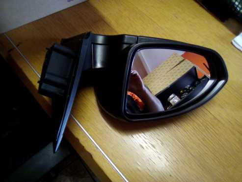 Chev Cruz Electric Door Mirror for sale