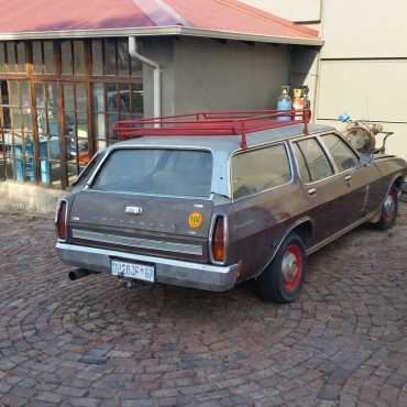 Chev Kommando with 350 V8