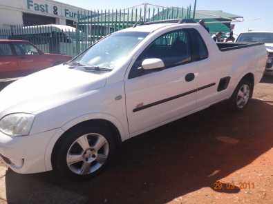 cheverolet corsa bakkie 1.8sport for sale