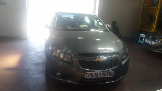 Chevrolet cruze 1.6 full house