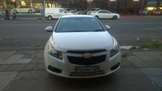 Chevrolet Cruze 2009 in good condition for cheap price. Celwhatsap  0719522772