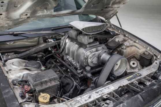 Chrysler 300C SRT8 Engine Complete For Sale or Stripping For Spares