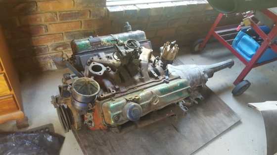 Chrysler 318 V8 Valiant Barracuda motor and gearbox