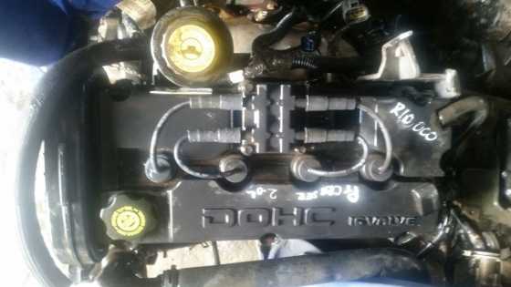 CHRYSLER PT CRUISER ENGINE 2.0 L R10000