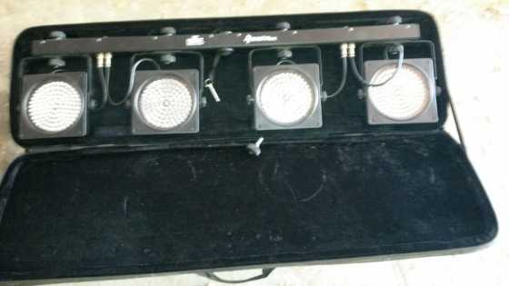 Chuvet 4 bar flex LED stage light