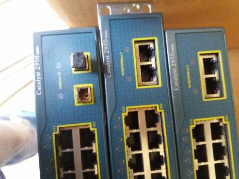 Cisco Catalyst 2950 48 Switch-48 10100 Mbps ports with two fixed 1000BASE-SX uplinks