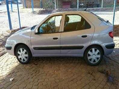 Citroen Xsara outo, fullhouse