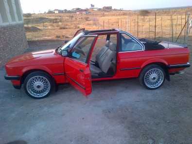 CLASSIC BMW 323I 1985