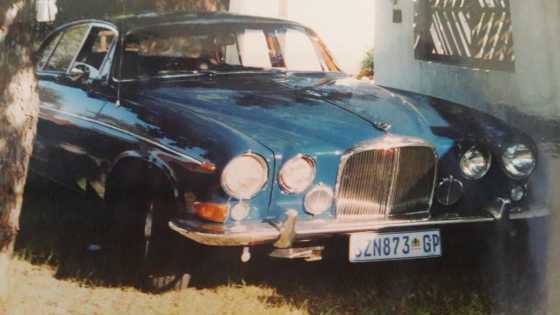 Classic Jaguar 420G