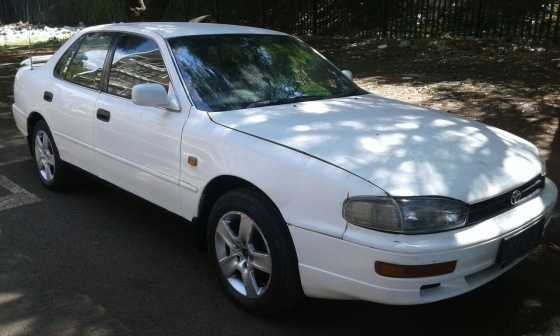 Clean White1997 Toyota Camry 2.0 For Sale.