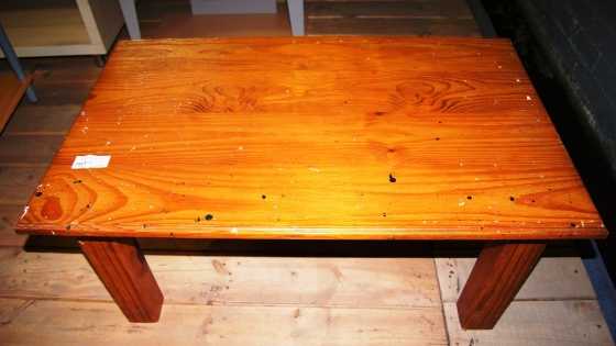 Coffee Table S019603A Rosettenvillepawnshop