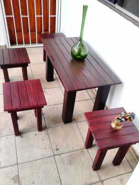 Coffeetable with chairs