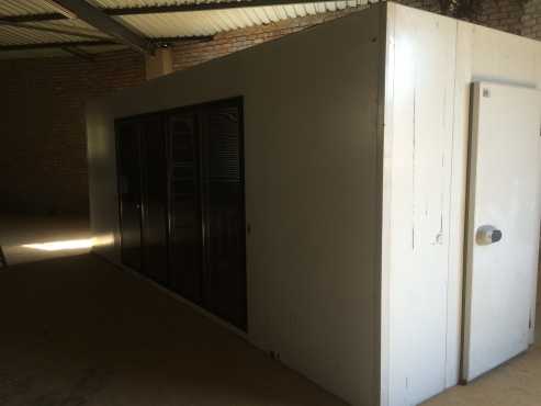 Coldroom with display doors