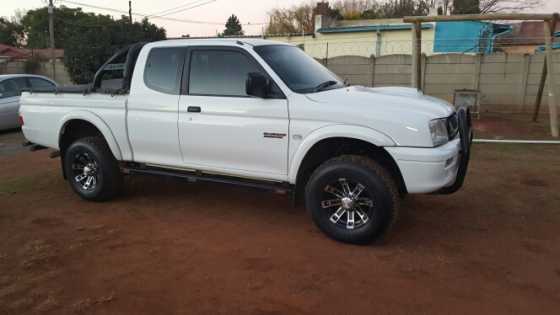 Colt Club Cab 2.8tdi 2004