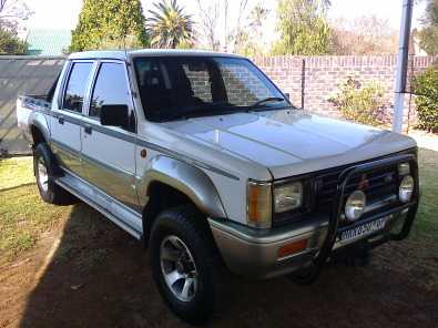 Colt double cab 4x4 v6