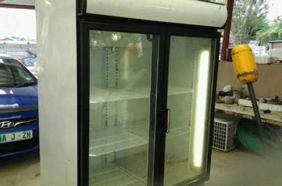 Commercial coldring fridge