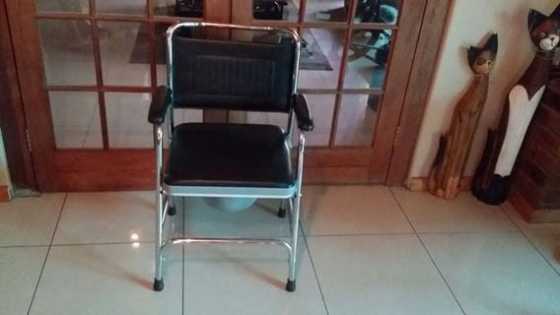 Commode te koop