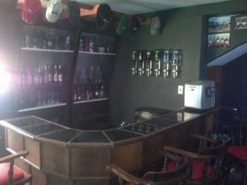 Complete bar with chairs