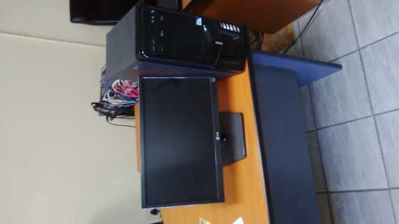 Complete set of PC and LED monitor