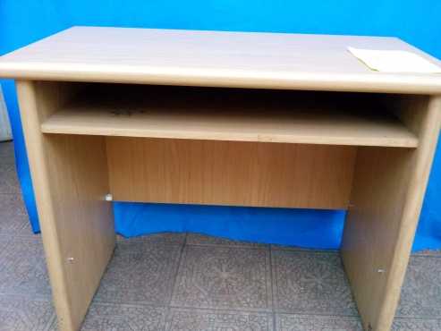 Computer desk