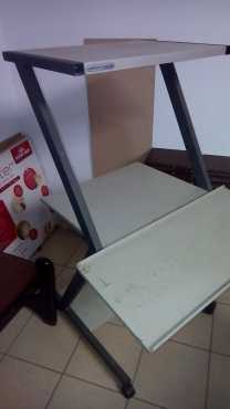 Computer Stand for R2000onco