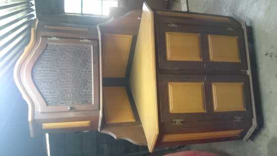 Coner cabinet