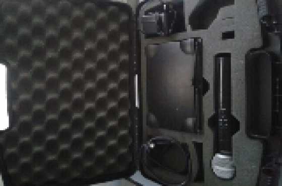 Cordless Shure mic with extras