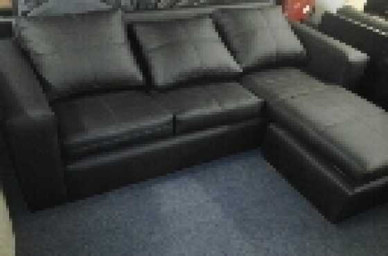 Corner black couch new for sale