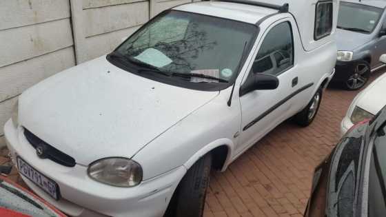 Corsa Bakkie 2003 1.6i sport