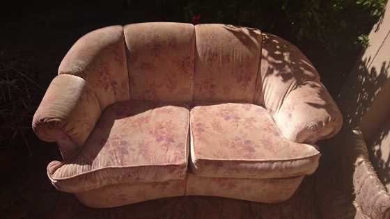 Couches Bargain