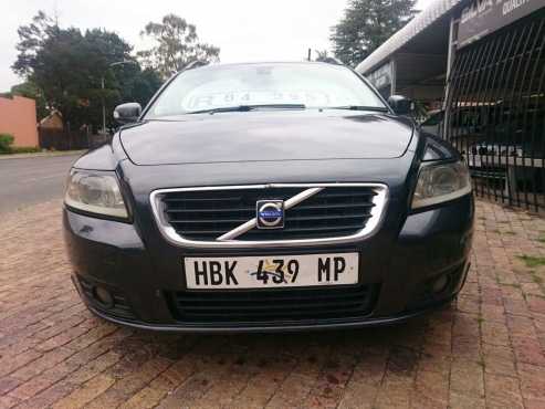 Count down Easter Clearance Sale - 2009 Volvo V50 2.0 Manual - Easter Egg Wagon...