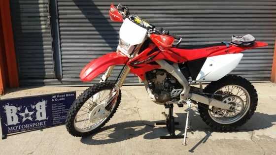 CRF250X STRIPPING FOR PARTS