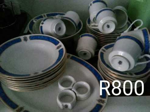 Crockery Set