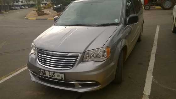 crysler voyger crd 2.8 auto 2013 71000 km