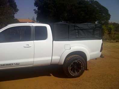 D4D cattle frame and canvas canopy
