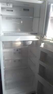 Daewoo 351lt Combi Fridge for sale