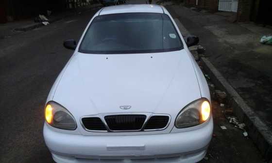 DAEWOO LANOS 1.6 HATCH BACK