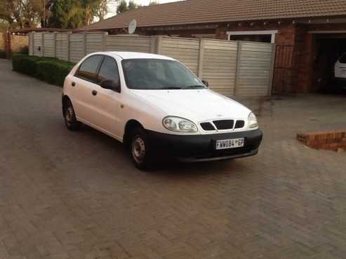 Daewoo lanos in excellent condition R23000